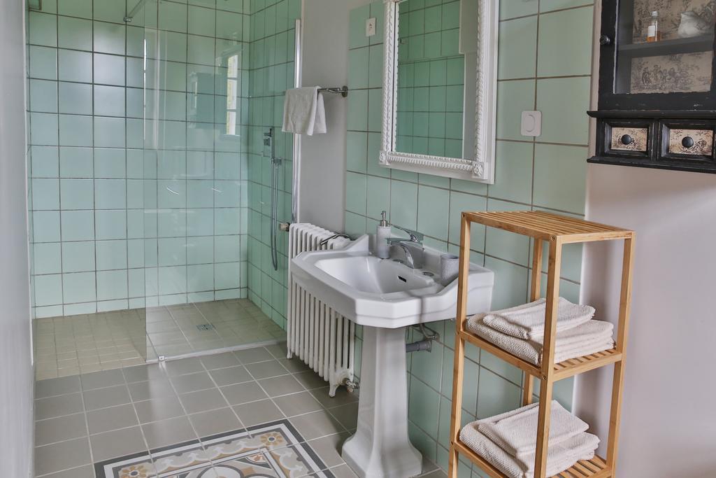 Clerval Maison D'Hotes Et Gites Dragey Quarto foto